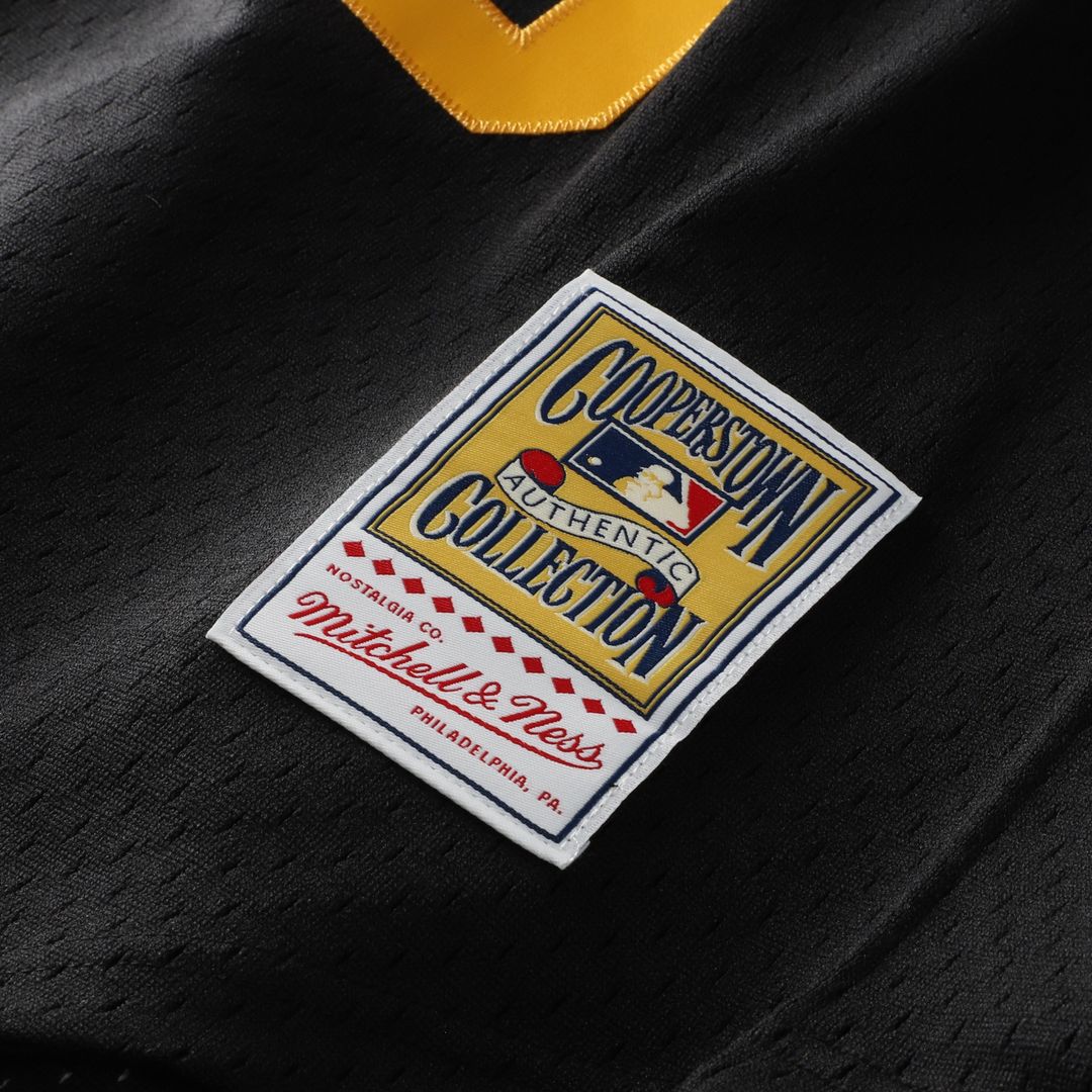 Pittsburgh Pirates Willie Stargell Mitchell & Ness Cooperstown Big & Tall Mesh Batting Practice Jersey - Black